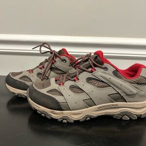 Merrell Kids' hiking shoe/boots -  Gray and Red - big kids size 5